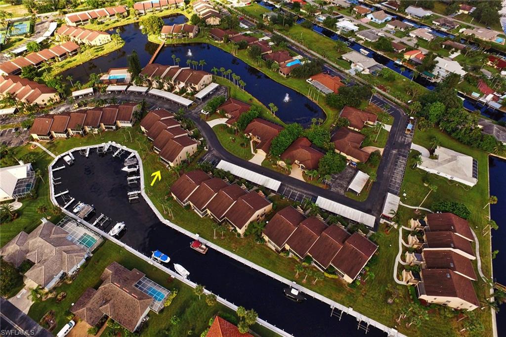ADMIRALTY YACHT & RACQUET CLUB - Residential