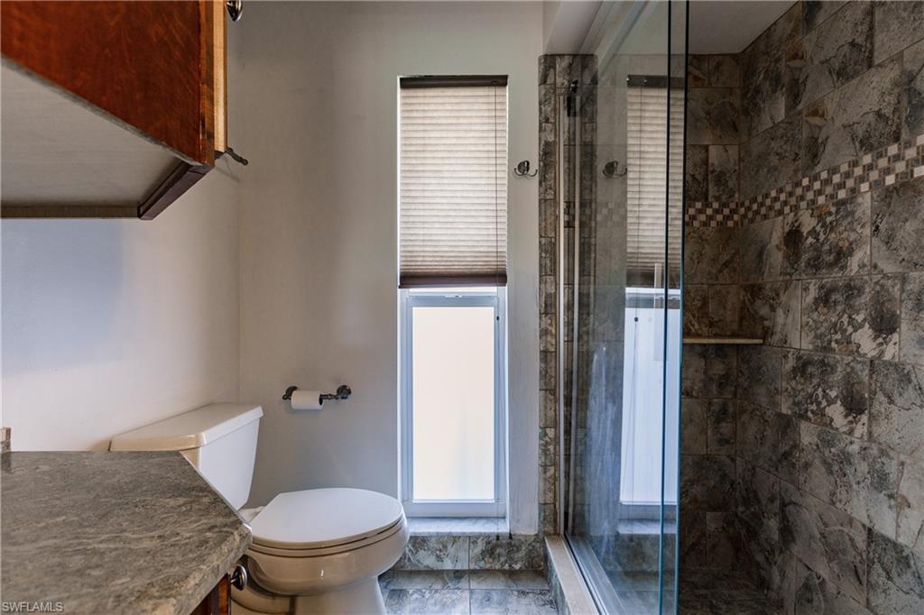 GLADES COUNTRY CLUB - Residential
