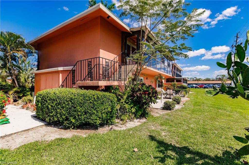 GLADES COUNTRY CLUB - Residential