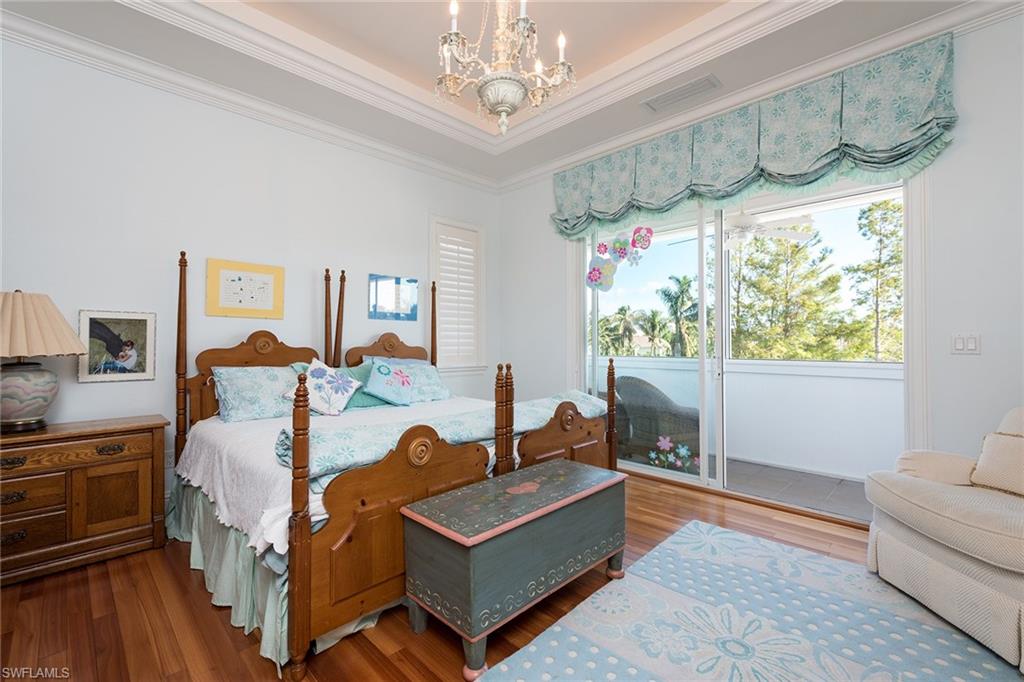 OLDE NAPLES - Residential