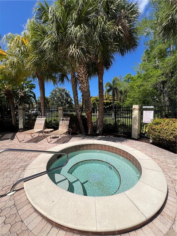 PARKSIDE CONDO - Residential