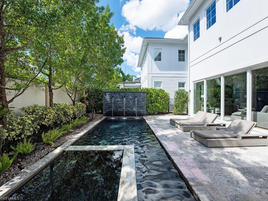 MERCATO - Residential Lease