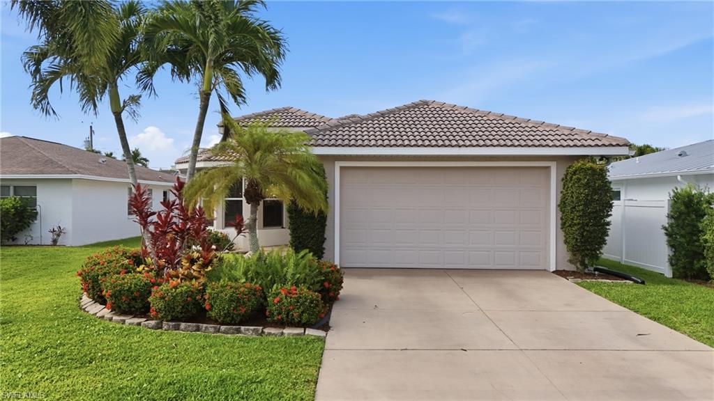 NAPLES PARK - Residential