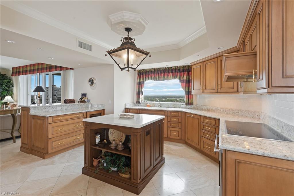 BRIGHTON AT BAY COLONY - Residential