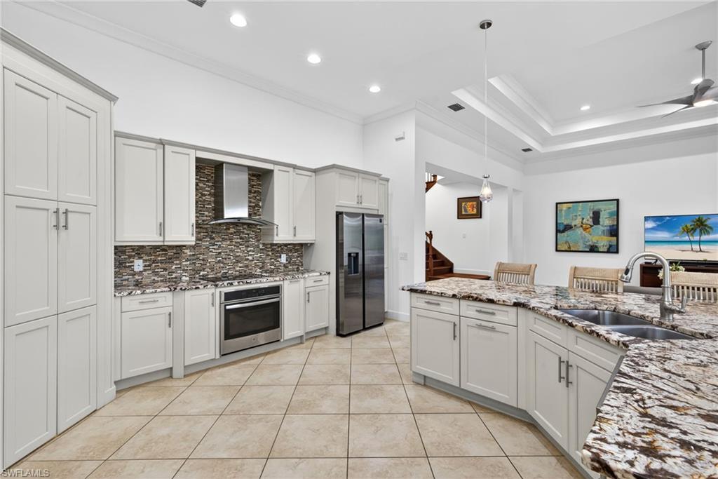 ISLES OF COLLIER PRESERVE - Residential