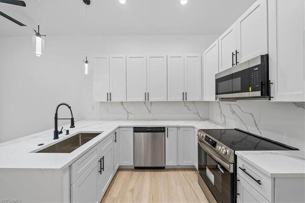 WILLIAMSBURG - Residential