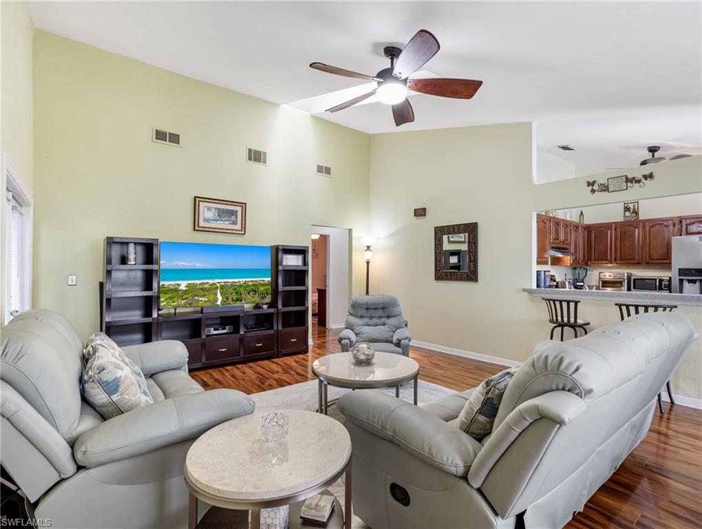 SAN CARLOS PARK - Residential