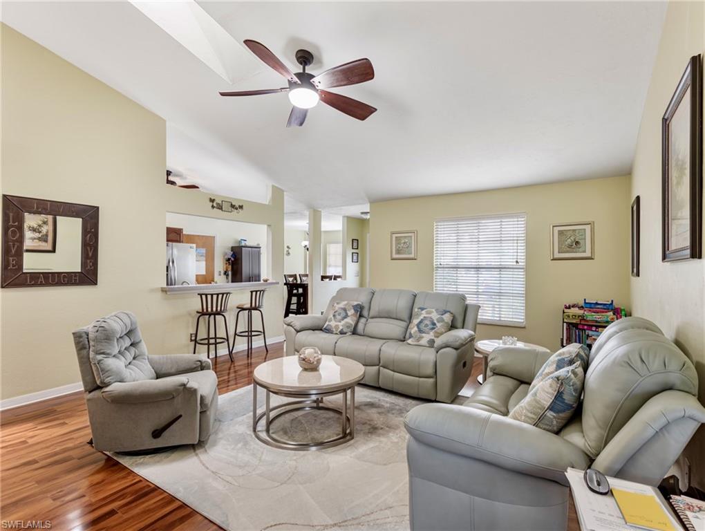 SAN CARLOS PARK - Residential