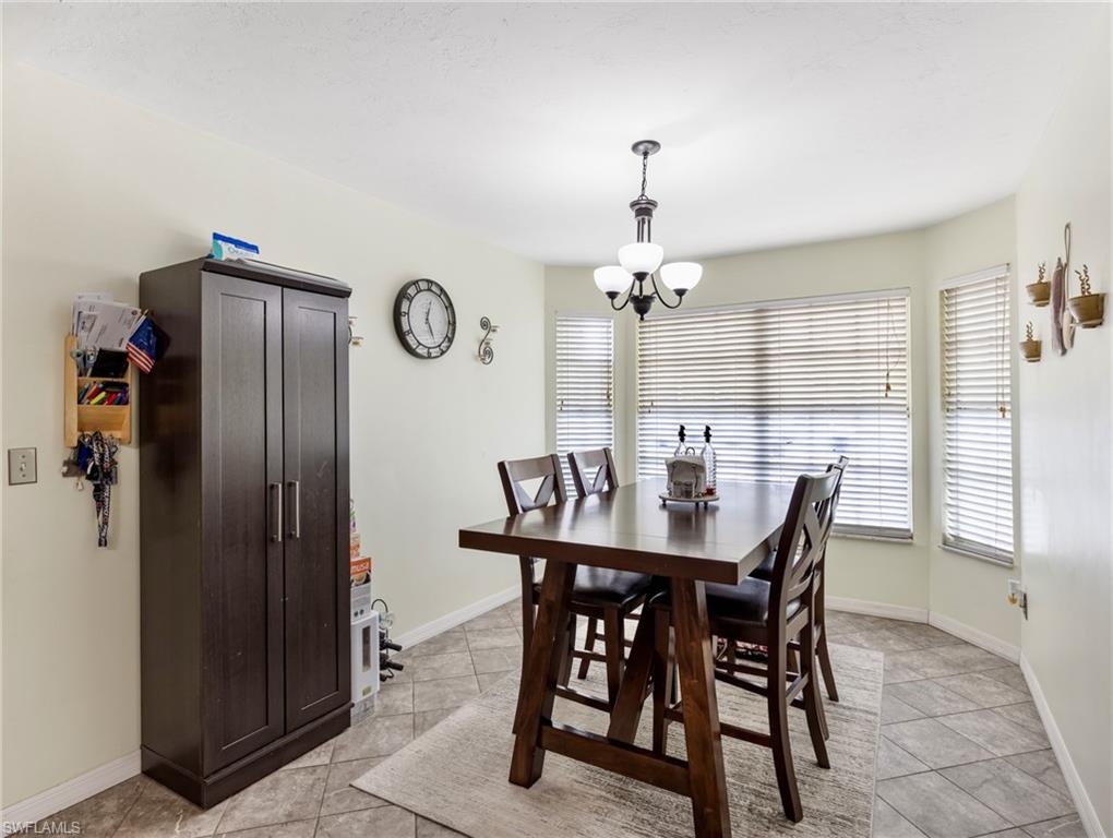 SAN CARLOS PARK - Residential