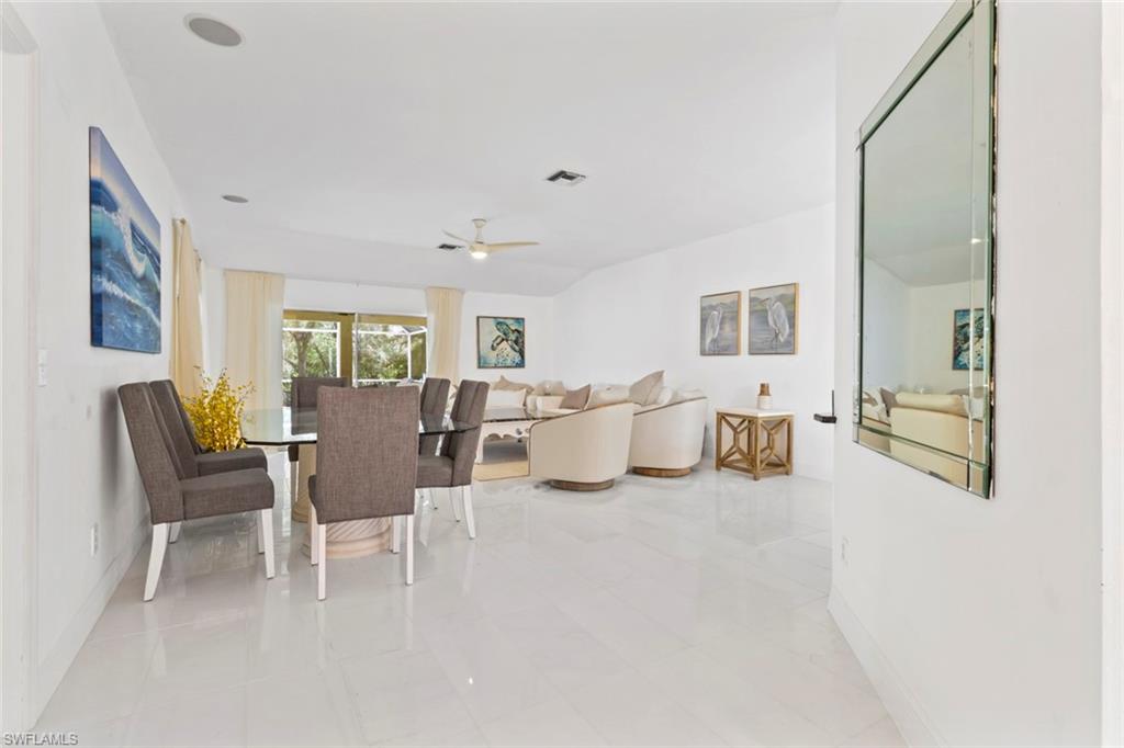 MOON LAKE - Residential