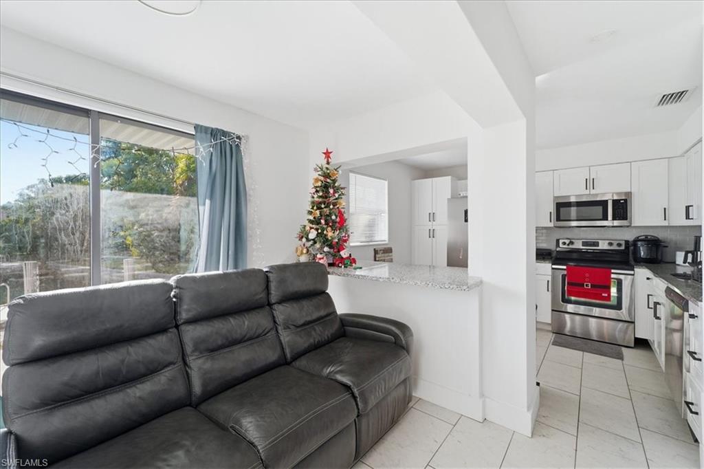 ISLES OF CAPRI - Residential Income