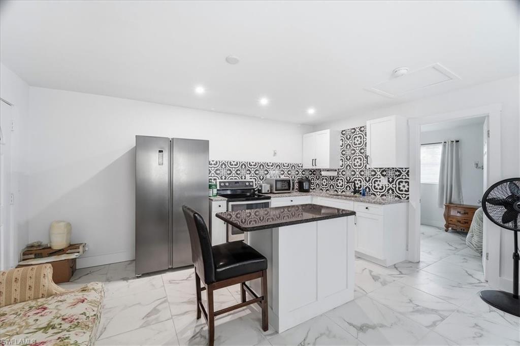 ISLES OF CAPRI - Residential Income