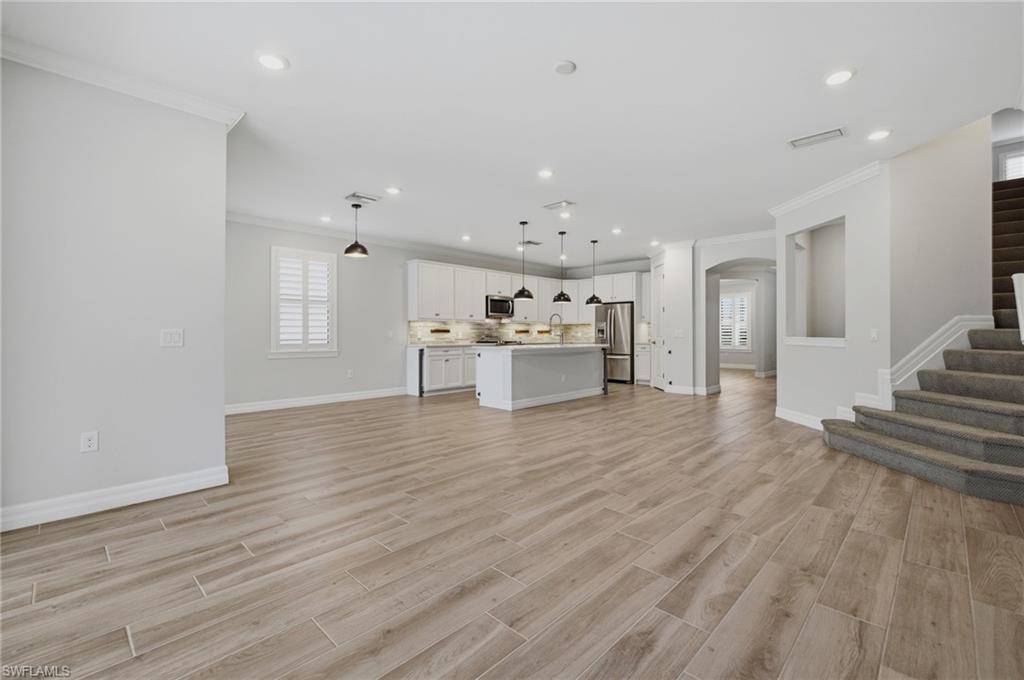 VERONA POINTE ESTATES - Residential