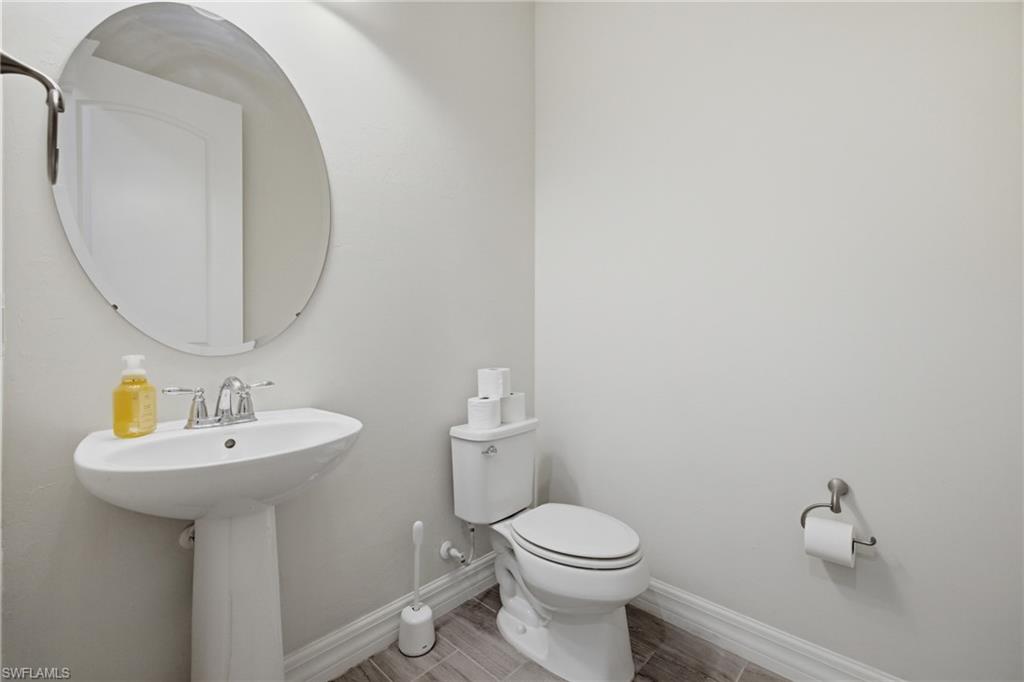 VERONA POINTE ESTATES - Residential