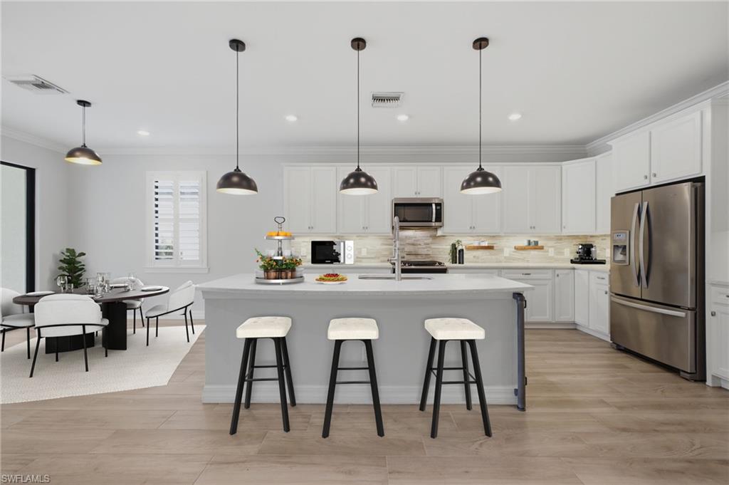 VERONA POINTE ESTATES - Residential