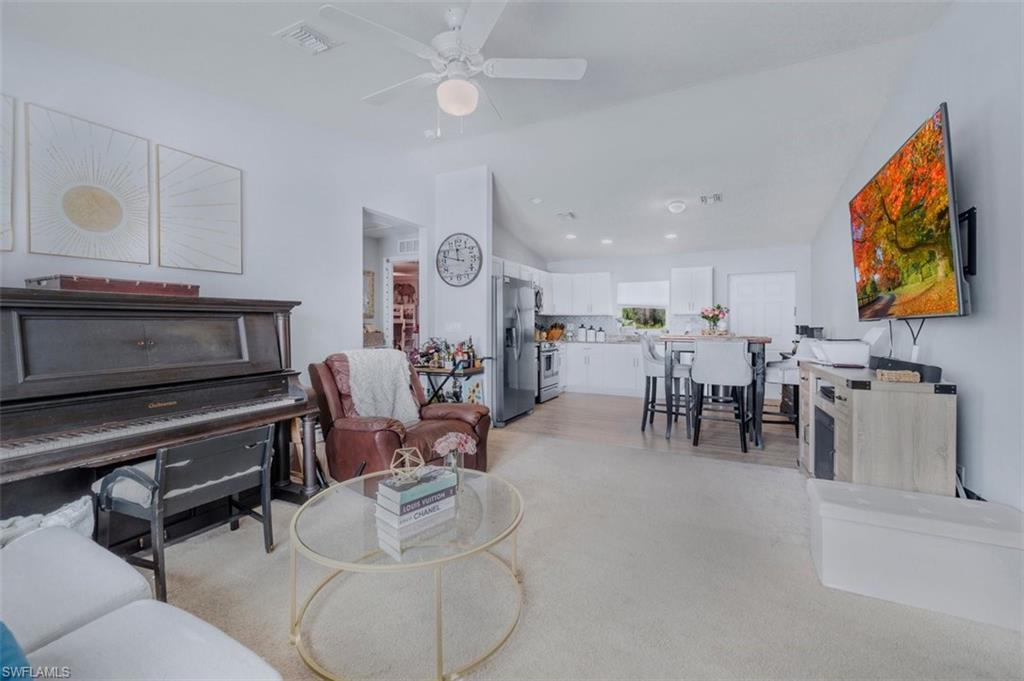 PORT LABELLE - Residential Lease