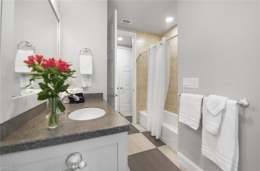 SOUTH SEAS PLANTATION RESORT - Residential