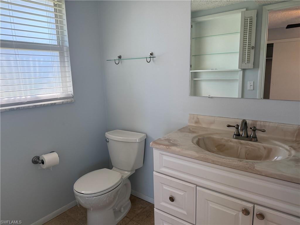HIDDEN GARDENS - Residential Lease