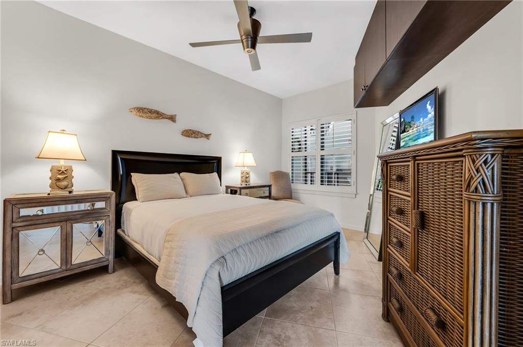 LA PENINSULA - Residential