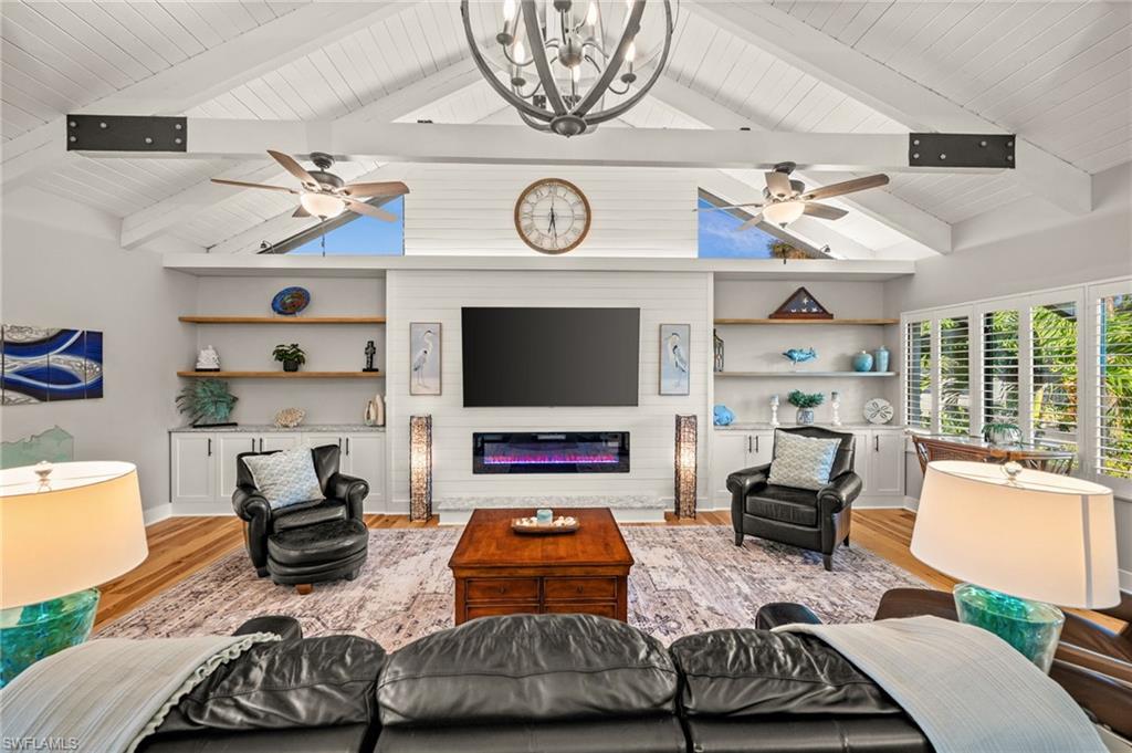 MANATEE BAY UNRECORDED SUBDIVISION - Residential