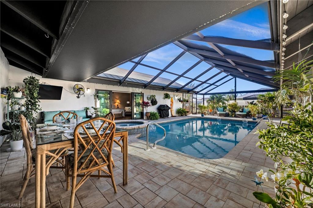 MANATEE BAY UNRECORDED SUBDIVISION - Residential