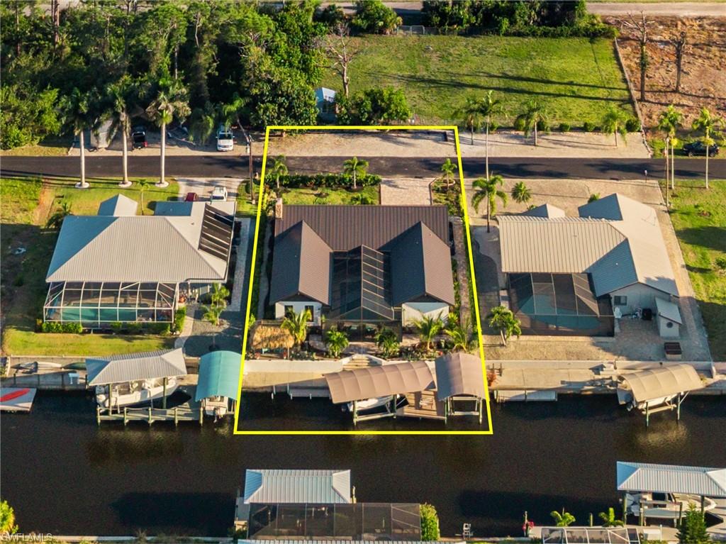 MANATEE BAY UNRECORDED SUBDIVISION - Residential