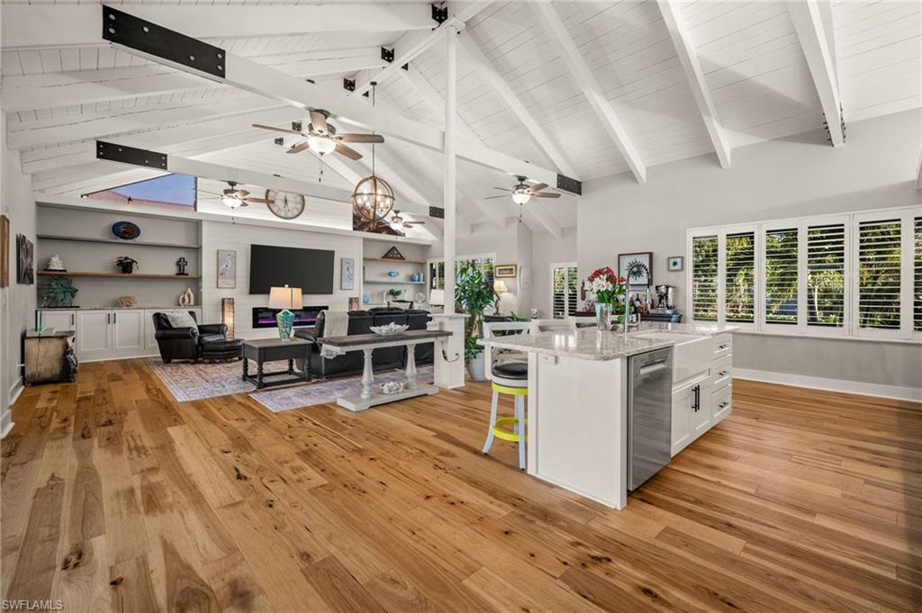 MANATEE BAY UNRECORDED SUBDIVISION - Residential