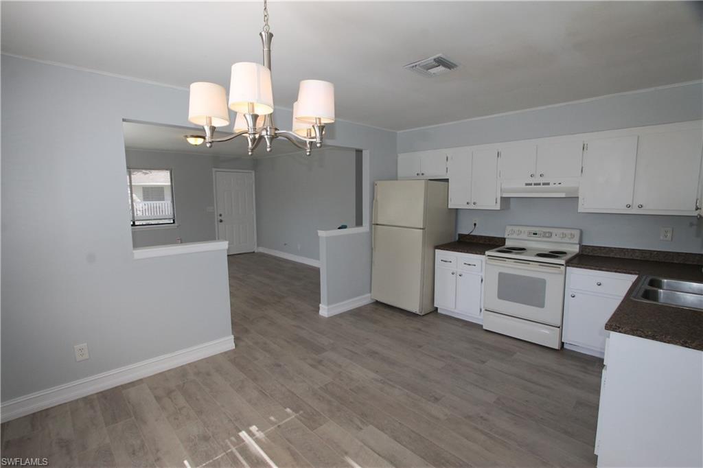 ROYAL HARBOR - Residential Lease