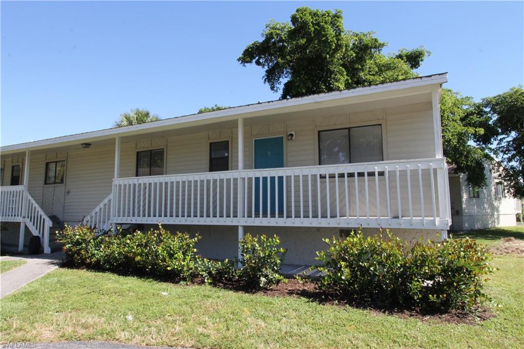 ROYAL HARBOR - Residential Lease