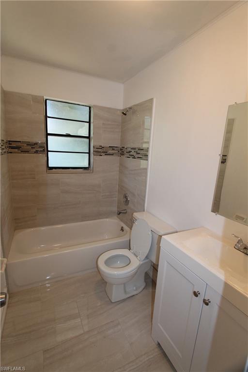 ROYAL HARBOR - Residential Lease
