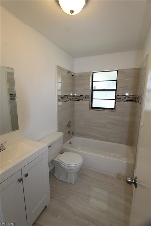 ROYAL HARBOR - Residential Lease