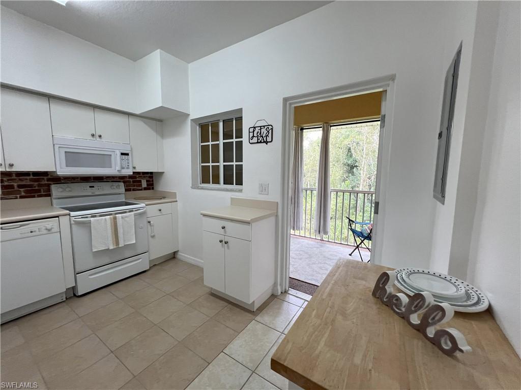 THE COVE AT SIX MILE - Residential Lease