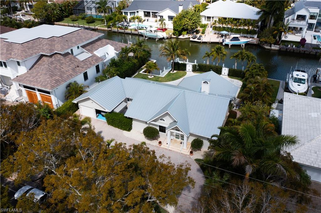 AQUALANE SHORES - Residential