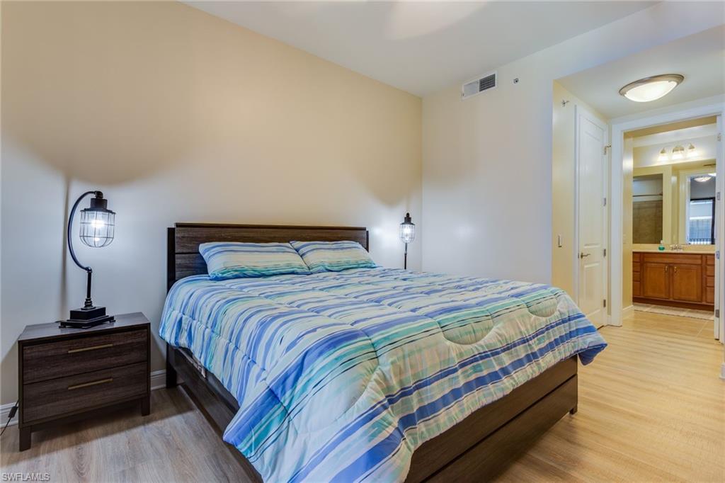 THE RESIDENCES AT COCONUT POINT - Residential