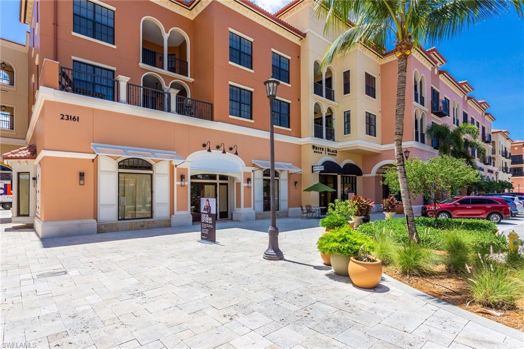 THE RESIDENCES AT COCONUT POINT - Residential