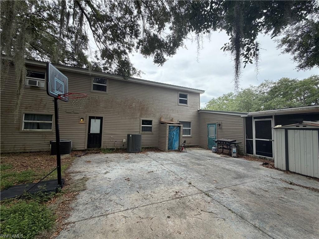 ACREAGE - Residential