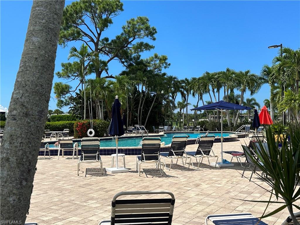 GLADES COUNTRY CLUB - Residential