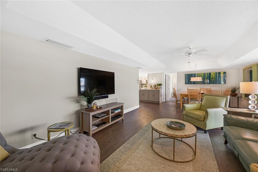 GLADES COUNTRY CLUB - Residential