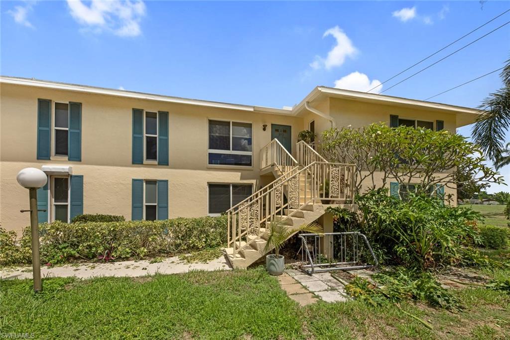 GLADES COUNTRY CLUB - Residential