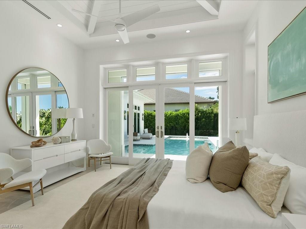 MOORINGS - Residential