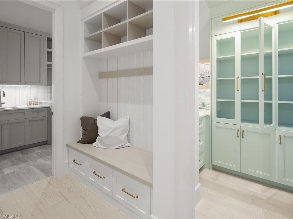 MOORINGS - Residential