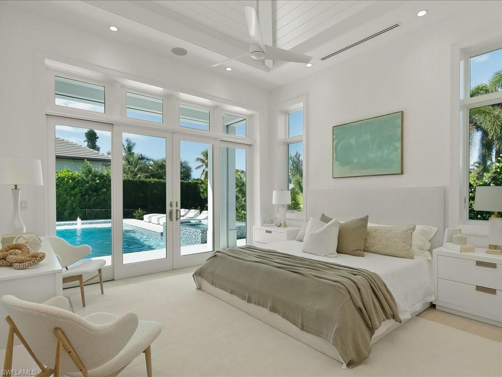 MOORINGS - Residential