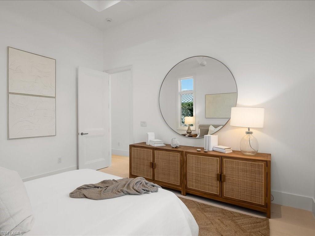 MOORINGS - Residential