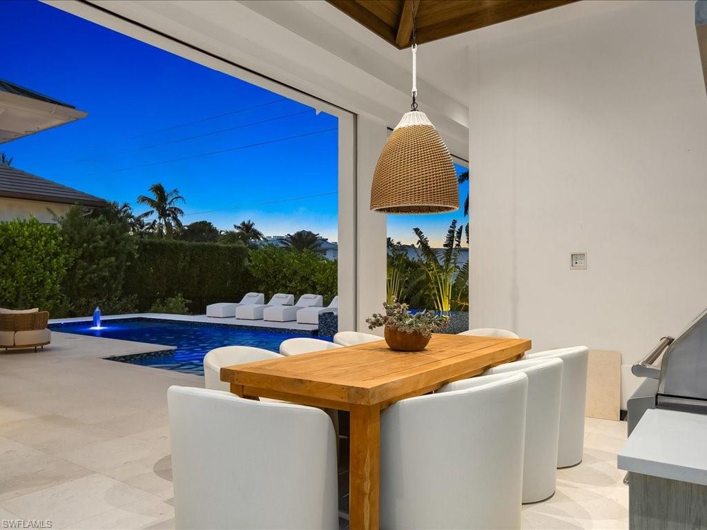 MOORINGS - Residential