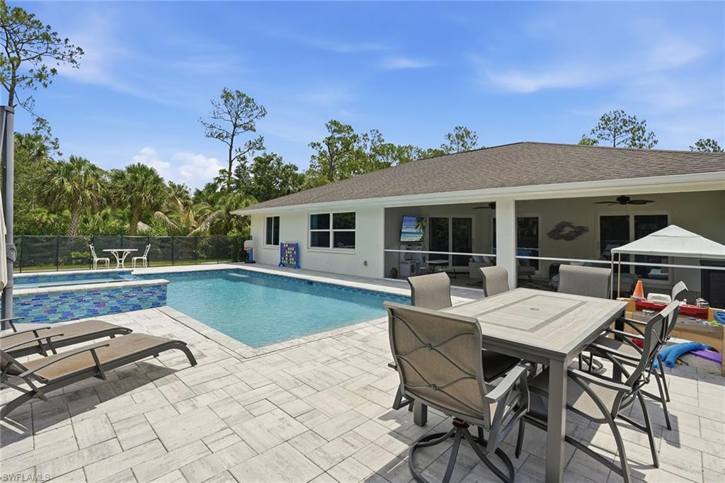 LOGAN WOODS - Residential
