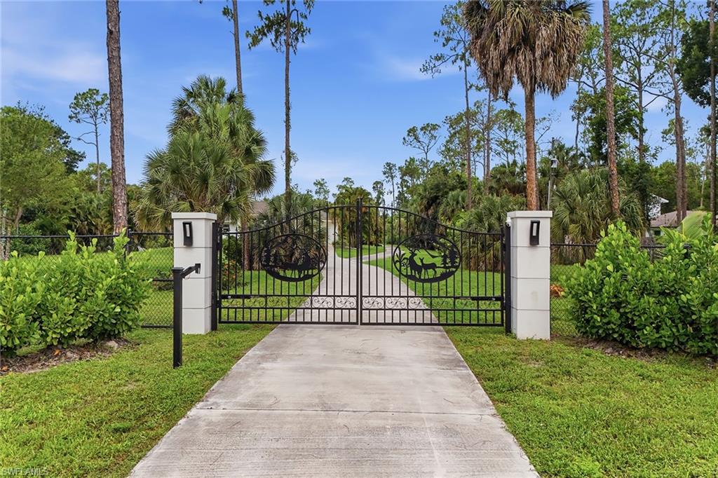 LOGAN WOODS - Residential