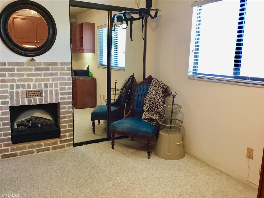BAY POINTE YACHT & RACQUET CLUB - Residential