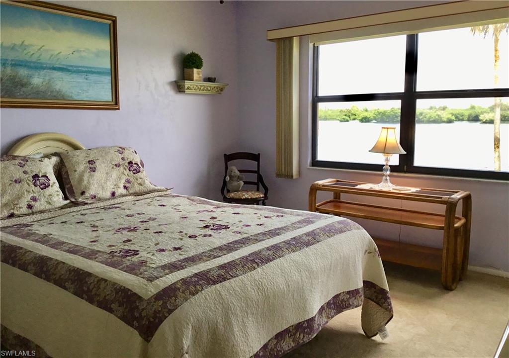 BAY POINTE YACHT & RACQUET CLUB - Residential