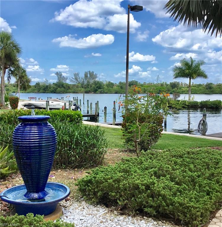 BAY POINTE YACHT & RACQUET CLUB - Residential