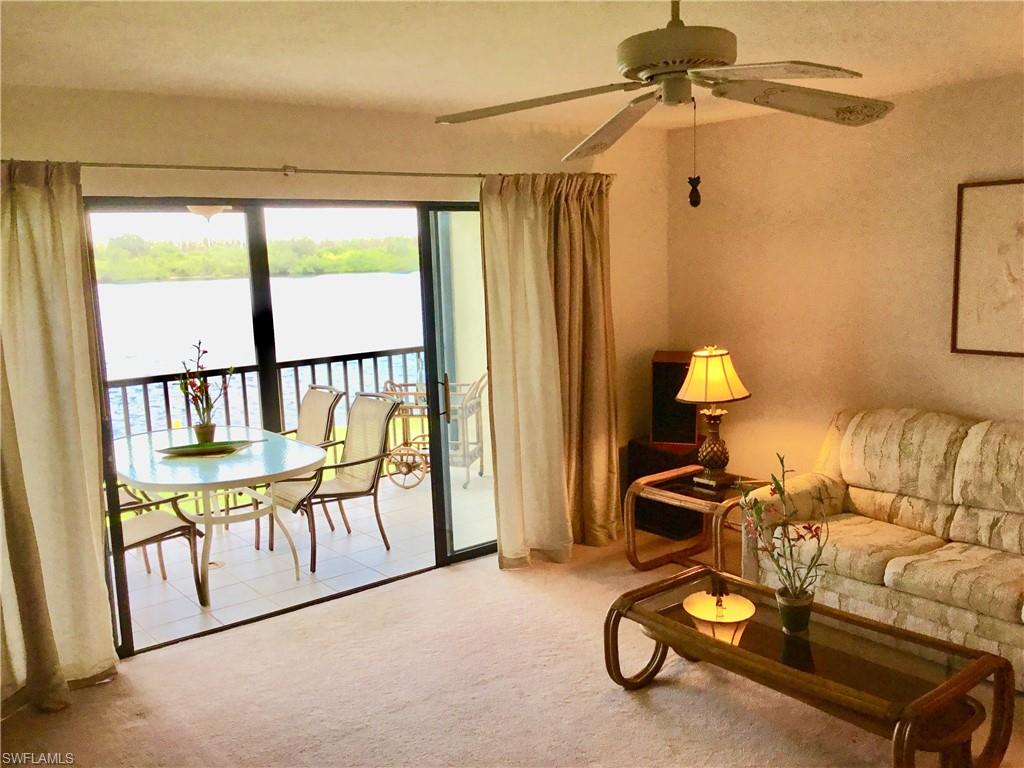 BAY POINTE YACHT & RACQUET CLUB - Residential